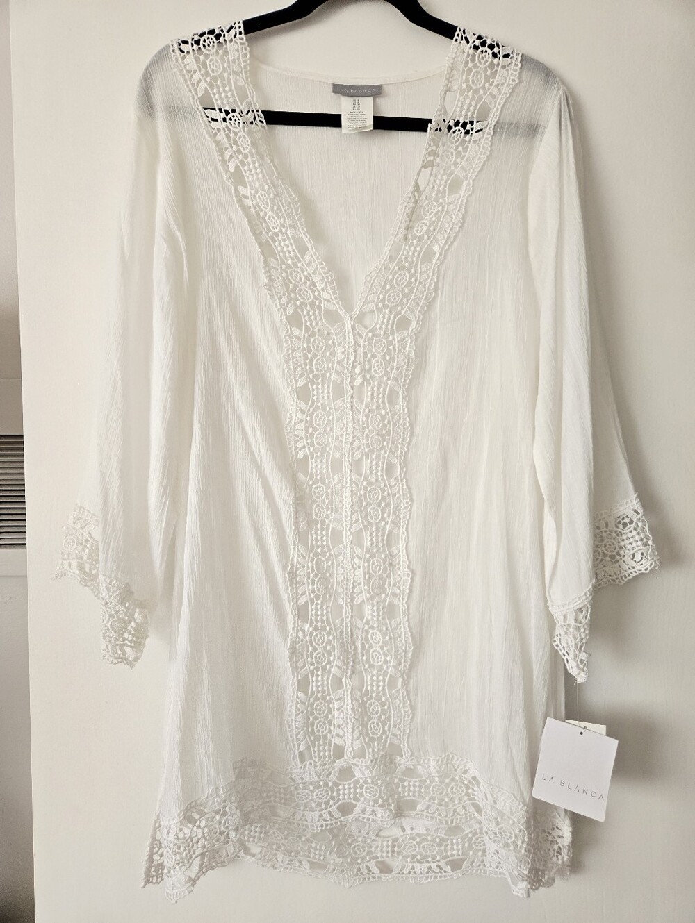 NWT La Blanca White Crochet Trim V-Neck Cover Up